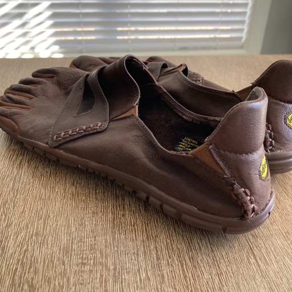 NWOT Vibram CVT Leather - Brown - 46(12) - Picture 4 of 5